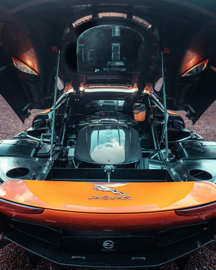 El último y exótico Jaguar C-X75 que sobrevivió a James Bond Spectre está en venta