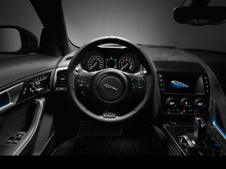 jaguar-f-type-svr-2016-50