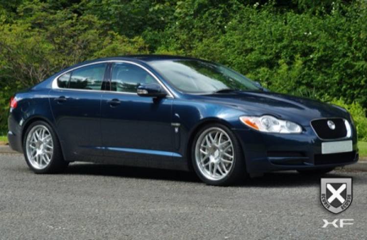 jaguar-xf-ecurie-ecosse-4_750x.jpg