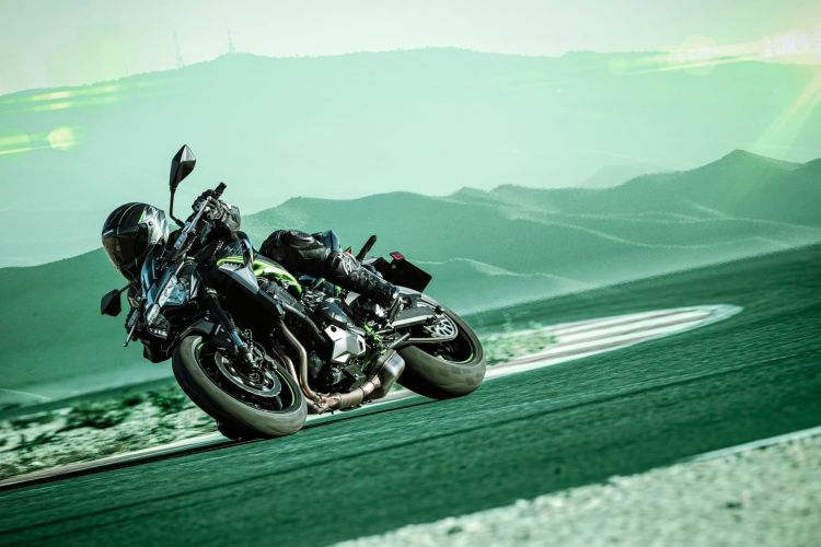 Kawasaki Z900 Hi 20my Z900 Circuit Angle 1 Kawasaki Z900 Hi 20my Z900 Circuit Angle 1