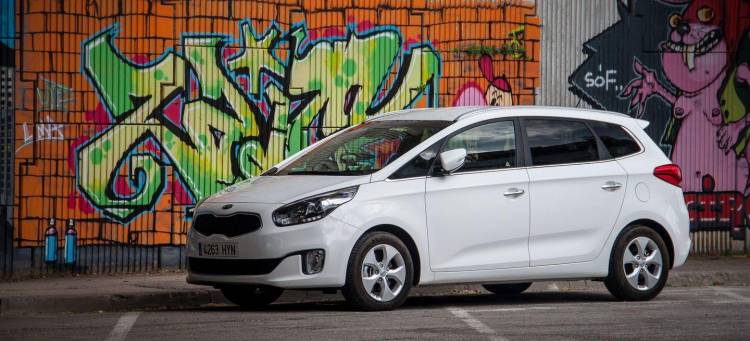 kia-carens-prueba-2016-p kia-carens-prueba-2016-p
