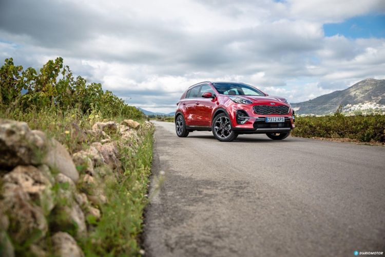Kia Sportage Diesel Etiqueta Eco Abril 2020 Frontal Rojo Kia Sportage Diesel Etiqueta Eco Abril 2020 Frontal Rojo
