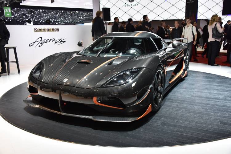 koenigsegg-agera-rs-030315-15