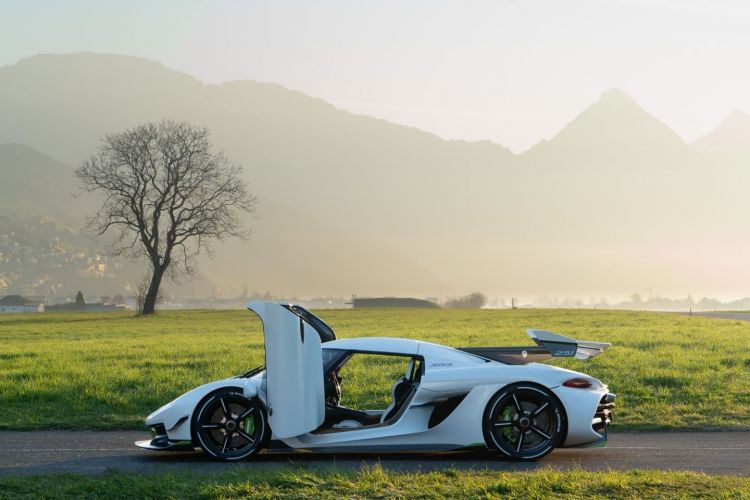 koenigsegg-jesko-0419-012_750x.jpg
