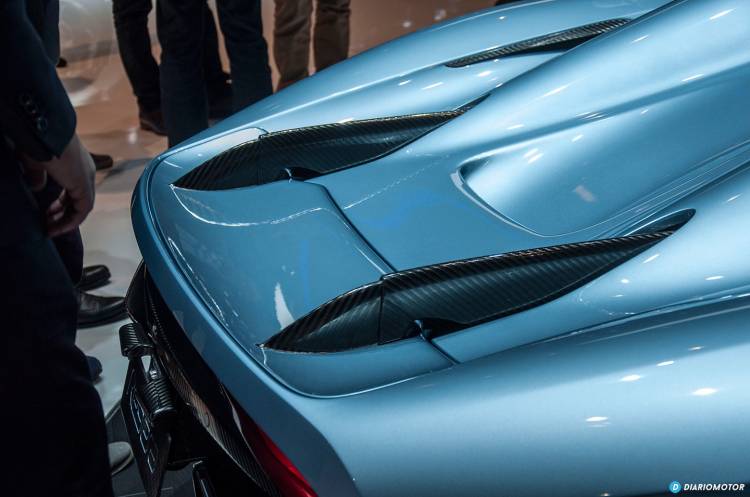 koenigsegg-salon-de-ginebra-2015-mdm-05-1440px-1