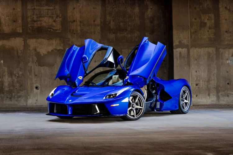 Laferrari Blue Auction 14