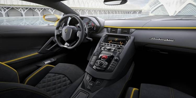 lamborghini-aventador-s-2017-007