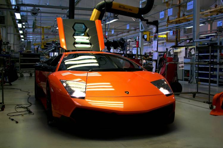 lamborghini-murcielago-lp670sv-construccion-01 lamborghini-murcielago-lp670sv-construccion-01