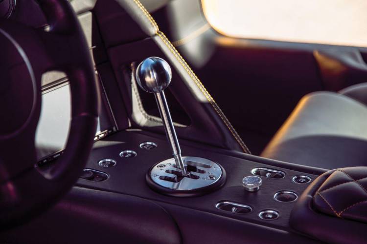 lamborghini-murcielago-manual-14 lamborghini-murcielago-manual-14
