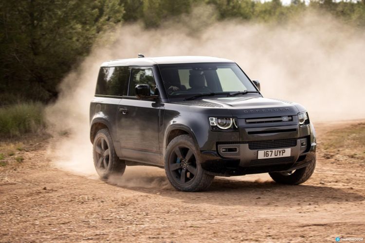 Land Rover Defender 90 V8 Offroad  00021