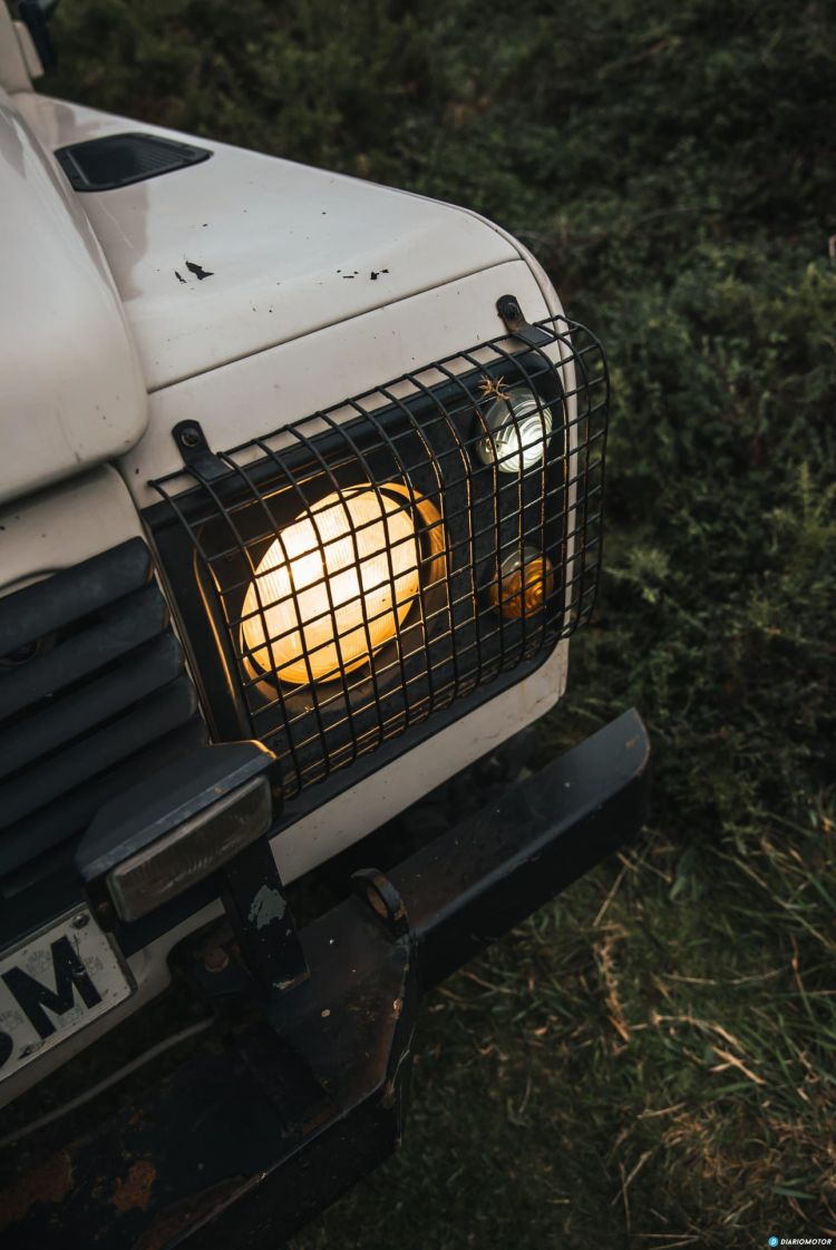 Land Rover Defender 2020 Vs Classic 00002