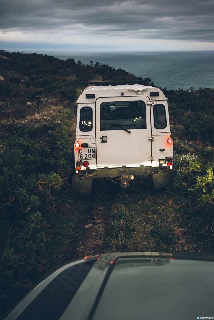 Land Rover Defender 2020 Vs Classic 00006