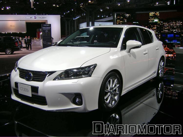lexus-ct-200h-newyork-2010-1 lexus-ct-200h-newyork-2010-1