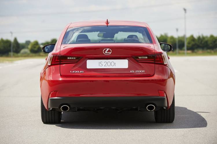 lexus-is-200t-7_750x.jpg