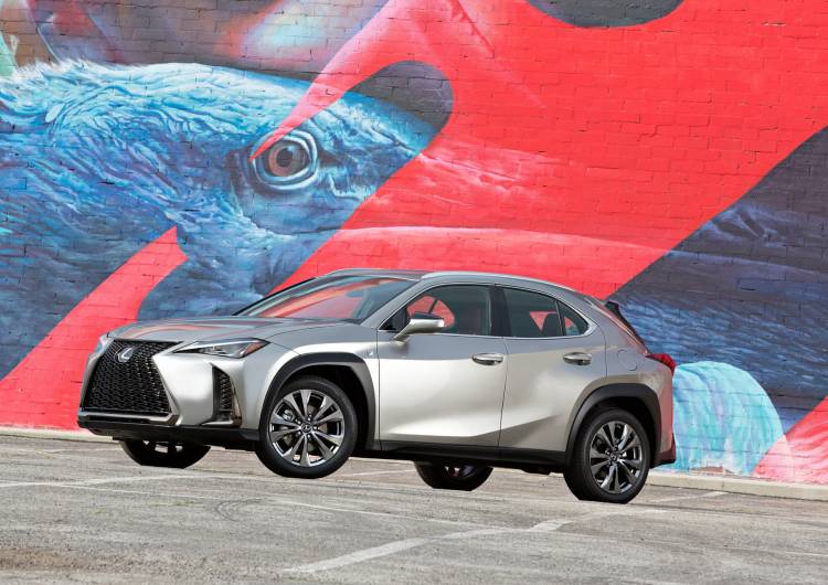 lexus_ux200_009_cc45c65070a269efe73580ff962ced101770ec49_750x.jpg