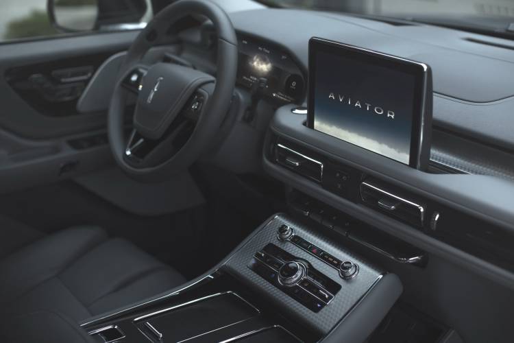 lincoln-aviator-2019-22_750x.jpg