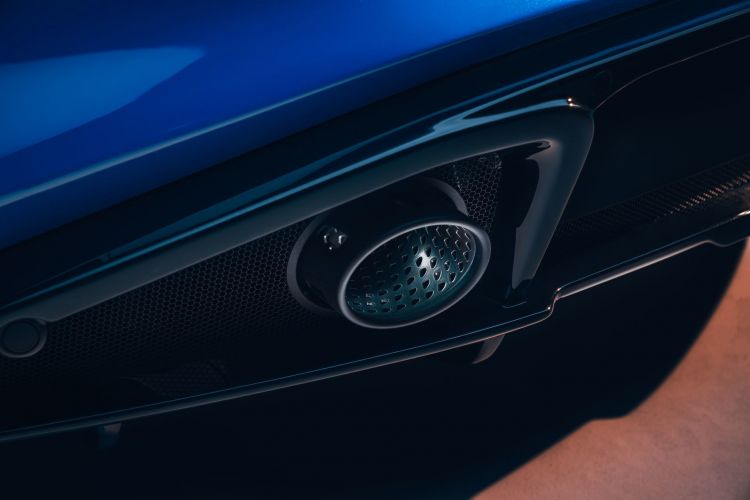 Lotus Emira 2022 1