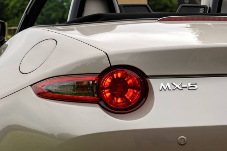 Mazda Mx 5 2023 02