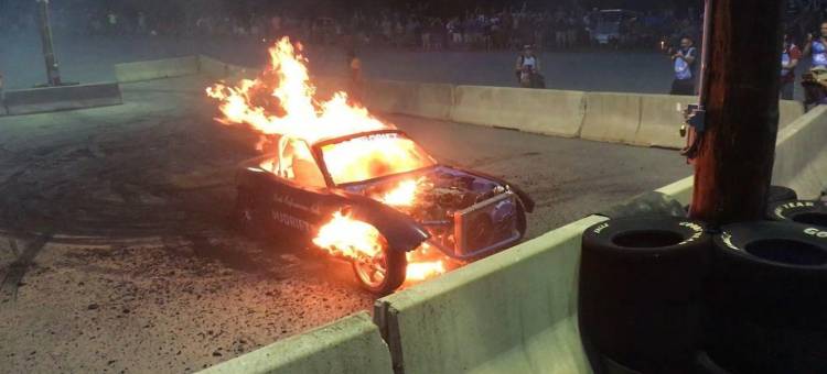 mazda-mx-5-explosion mazda-mx-5-explosion