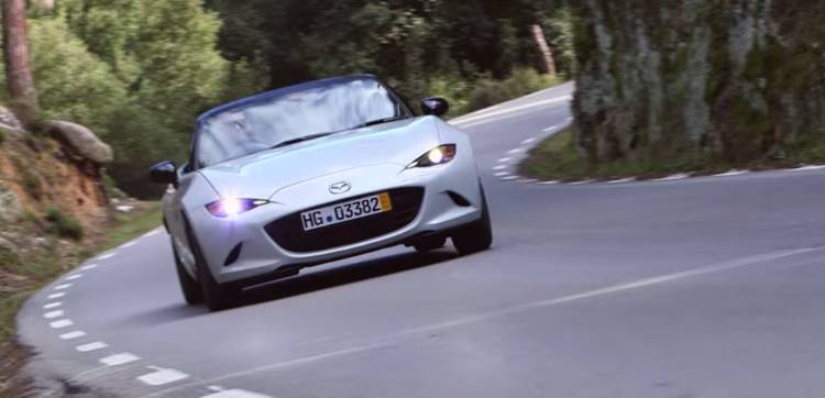 mazda_mx_5_first_reviews_video_DM_1 mazda_mx_5_first_reviews_video_DM_1