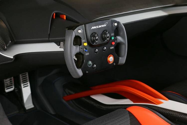 mclaren-675lt-jvckenwood-concept-02