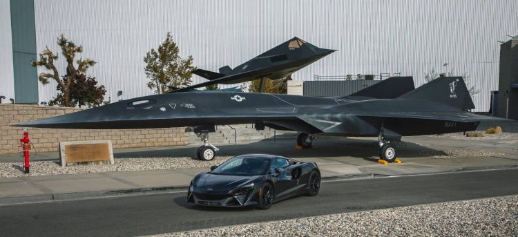 Mclaren Asosiacion Lockheed Martin Skunk Works  01