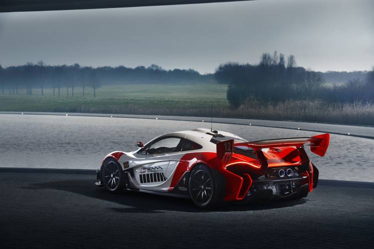 mclaren-p1-gtr-mso-ayrton-senna-07_750x.jpg