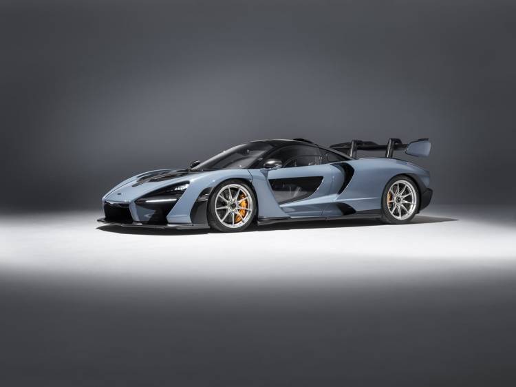 mclaren_senna_0118_016_750x.jpg