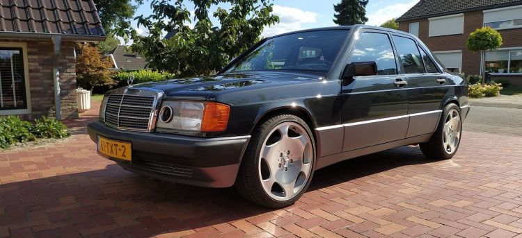 Mercedes 190 Motor V12 P Mercedes 190 Motor V12 P