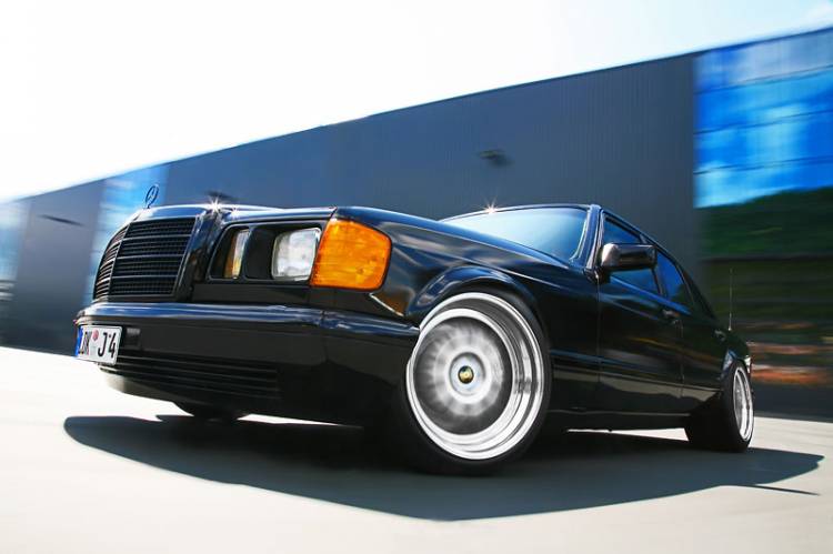 INDEN-Design Mercedes 560 SE INDEN-Design Mercedes 560 SE