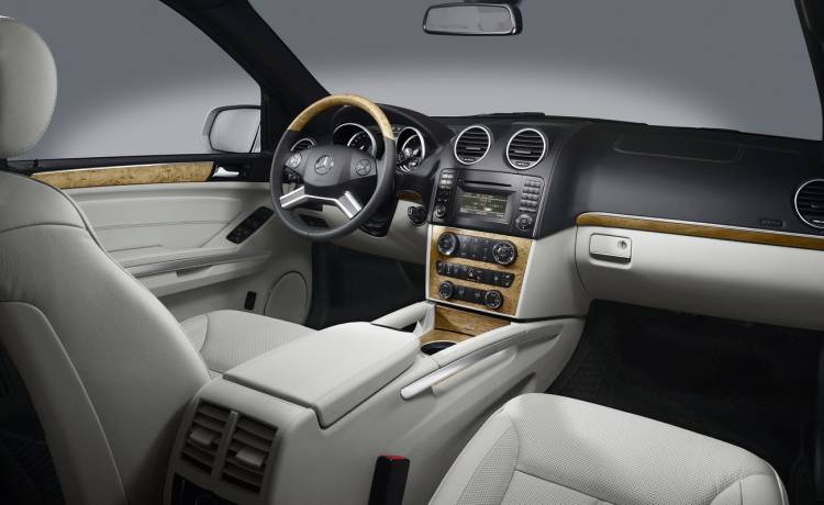 mercedes-bluetec-suv-1 mercedes-bluetec-suv-1