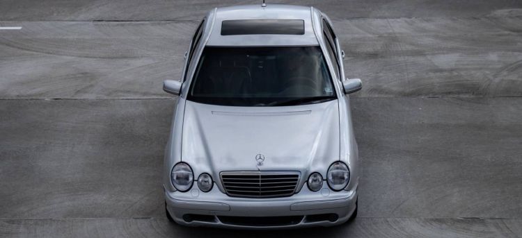 Mercedes E55 Amg Manual  00