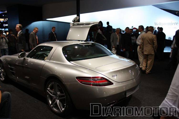 Mercedes SLS AMG en Frankfurt 2009 Mercedes SLS AMG en Frankfurt 2009