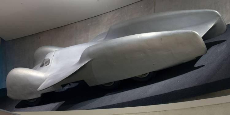 mercedes-t80-1940-3_750x.jpg