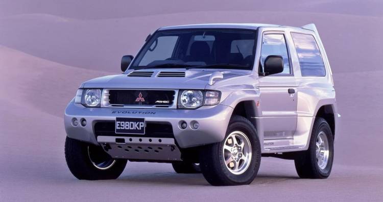 Mitsubishi Pajero Evolution 0318 006