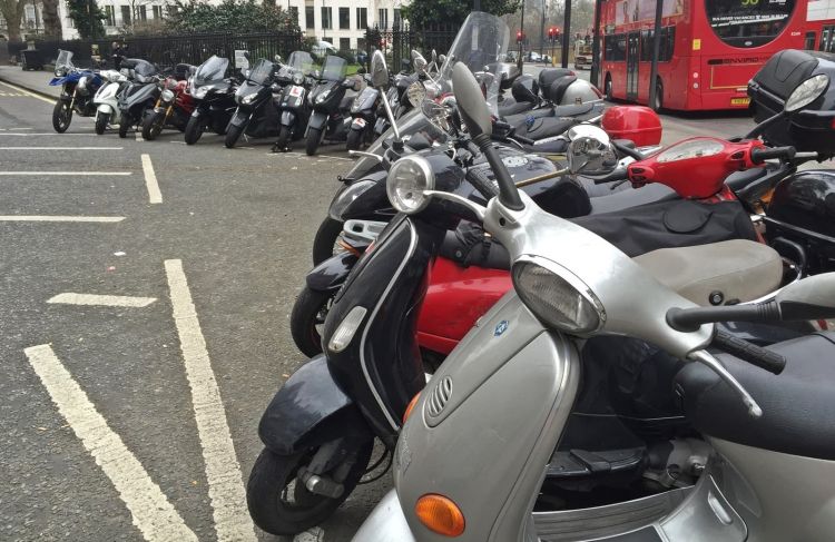 Moto Acera Ciudad Scooters