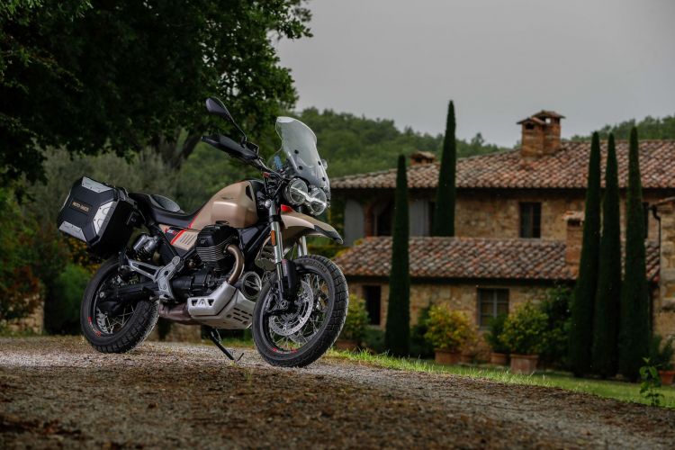 Moto Guzzi V85 Tt Travel Exterior Moto Guzzi V85 Tt Travel Exterior
