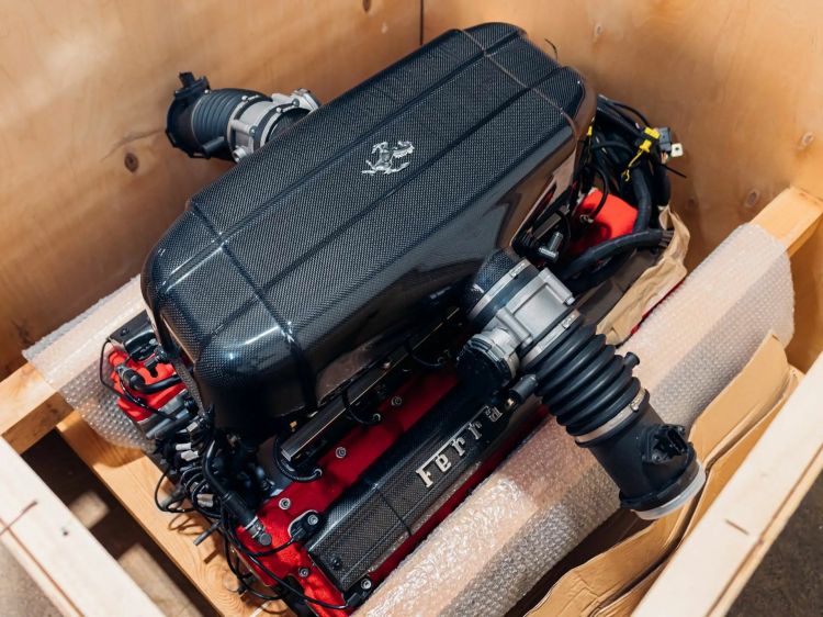 Ferrari Enzo 6 V12 engine
