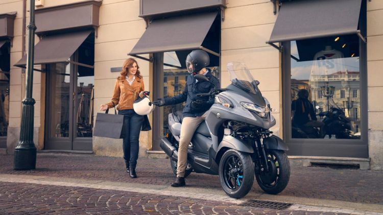 Motos Tres Ruedas Carnet Coche Yamaha Tricity 02 Motos Tres Ruedas Carnet Coche Yamaha Tricity 02