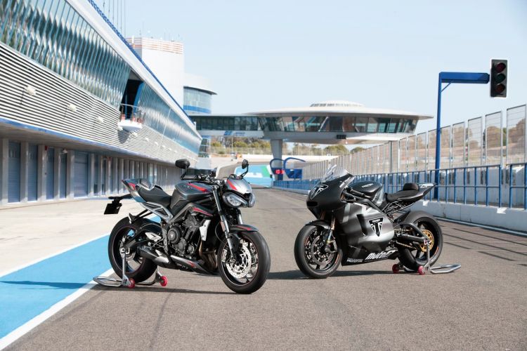 New Street Triple Rs And Moto2 Prototype Static Location