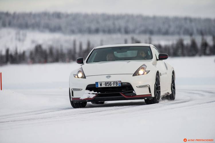 nissan-370z-2015-2-1440px nissan-370z-2015-2-1440px