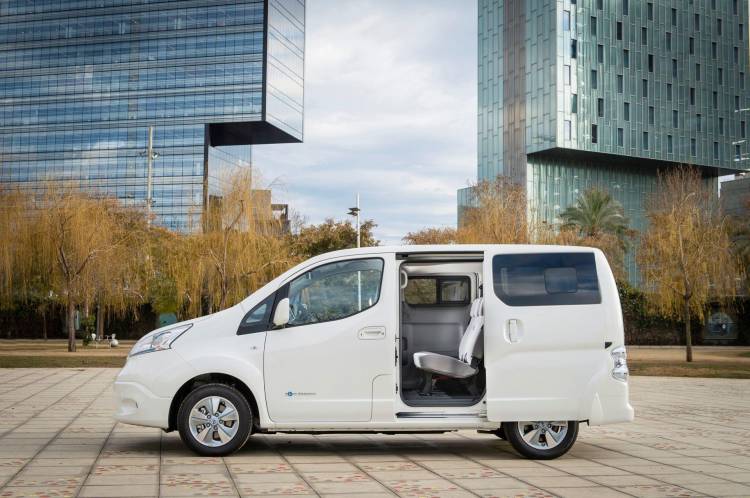 nissan-e-nv200-2018-4