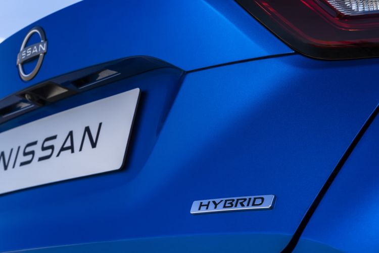 Nissan Juke Hybrid Hev 2022 13 Exterior Logo Posterior
