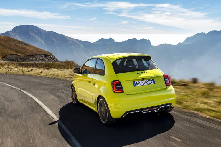New Abarth 500e Electric 9