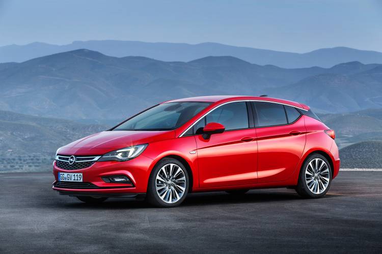 opel-astra-2015-06-1440px