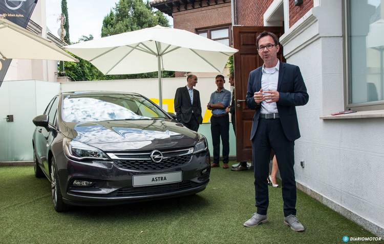 opel-astra-2016-directo-mdm-25-1440px