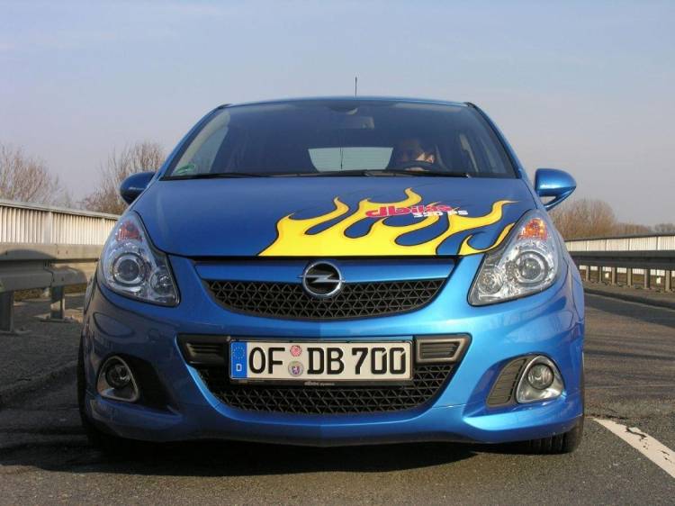 Opel Corsa OPC por Dbilas Dynamic Opel Corsa OPC por Dbilas Dynamic