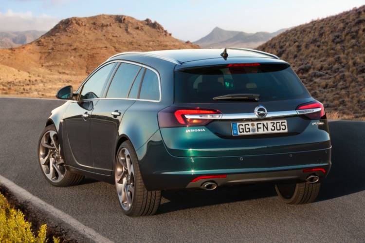 opel-insignia-2013-09
