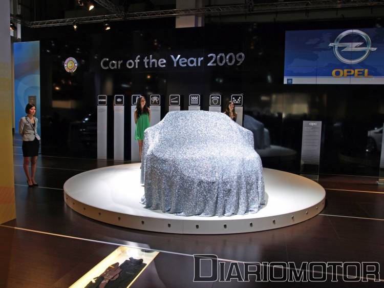 Opel Insignia OPC en el Salón de Barcelona Opel Insignia OPC en el Salón de Barcelona