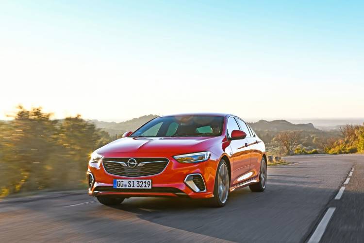 Opel Insignia GSi Grand Sport